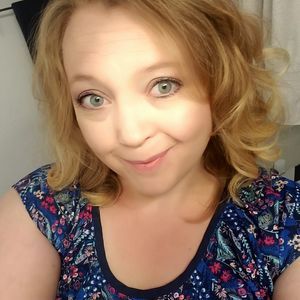 Meet your Posher, Cara